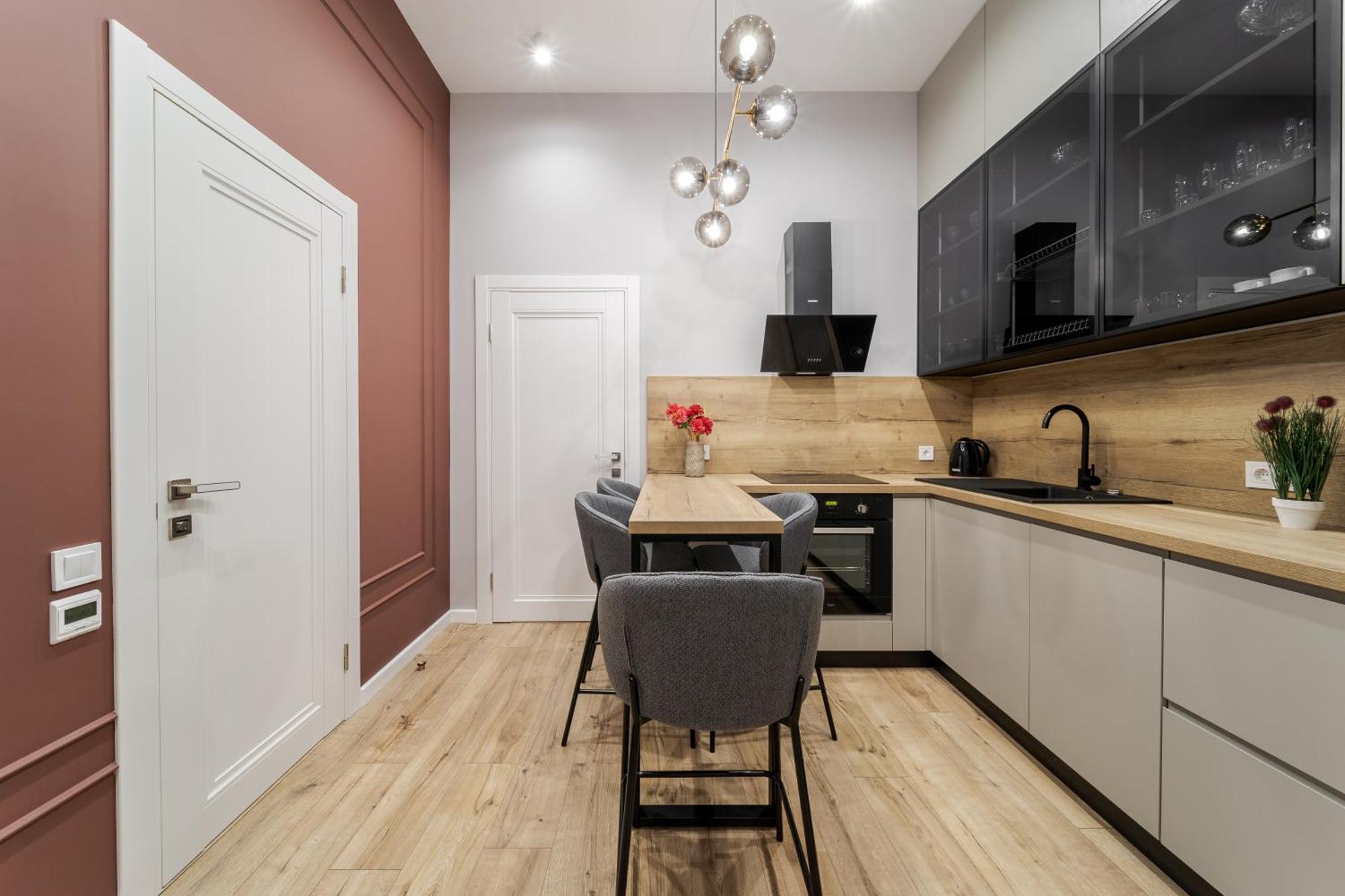 לבוב Leogrand Apartments On Leontovycha 17 מראה חיצוני תמונה